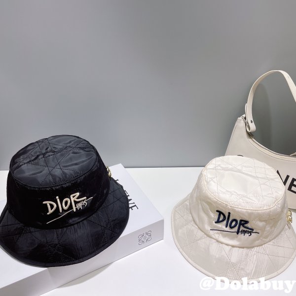 AAA+ Christian Dior Wild fisherman Temperament cap hat