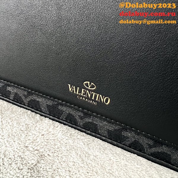 Shop Valentino Garavani 1133 Locò VLogo Signature Replica Bags Sale