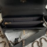 Luxury Replica Store Clutch With Chain AP4044 Totes Bag