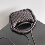 New BOTTEGA VENETA COBBLE Top Handle Bag